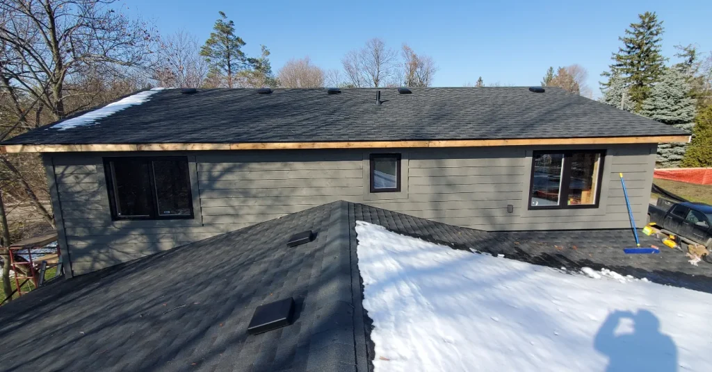 Custom Home Siding CBB1